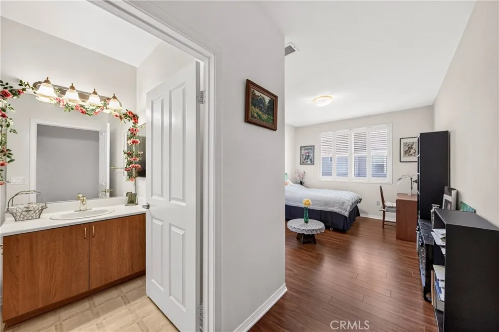 735 Francesca Drive #202 Walnut, CA 91789