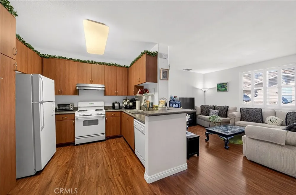 735 Francesca Drive #202 Walnut, CA 91789