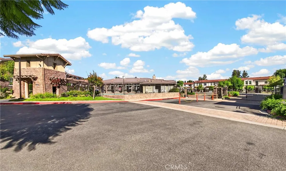735 Francesca Drive #202 Walnut, CA 91789