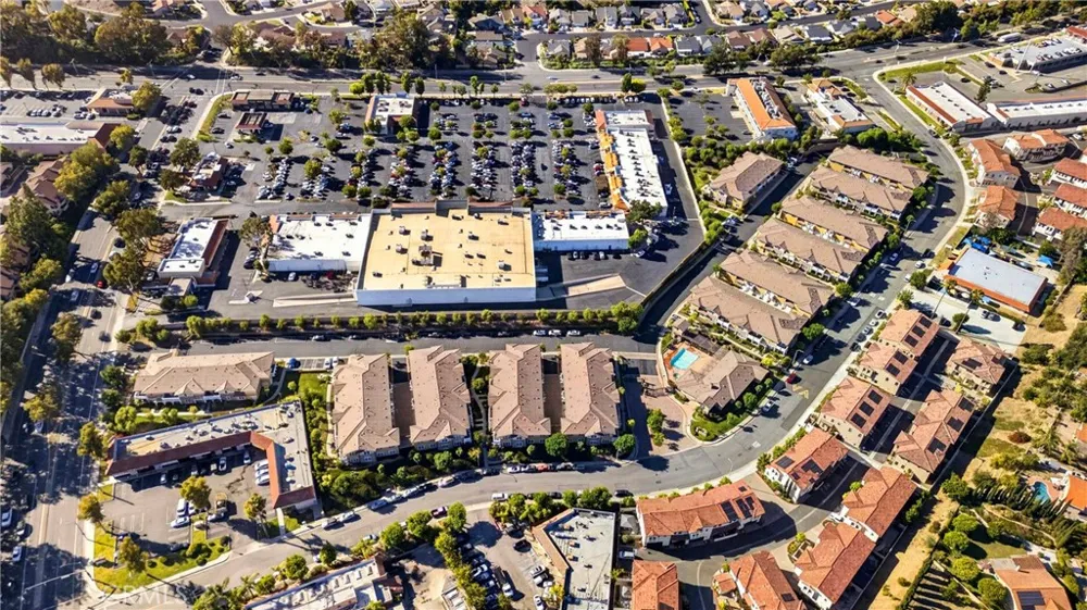 735 Francesca Drive #202 Walnut, CA 91789