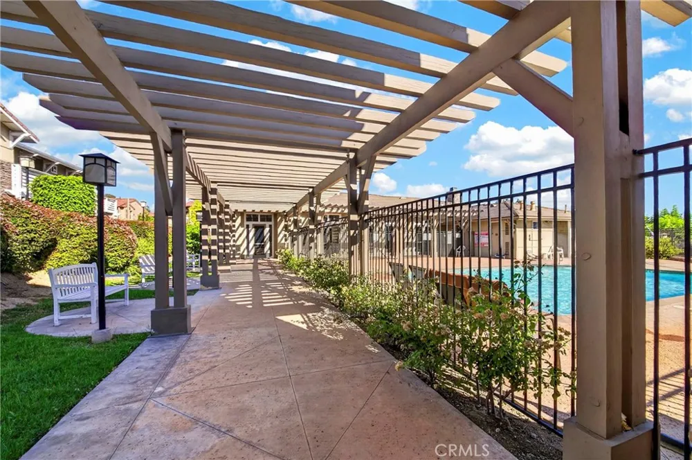 735 Francesca Drive #202 Walnut, CA 91789