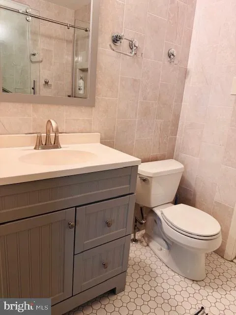 632 LONGFELLOW COURT Warminster, PA 18974