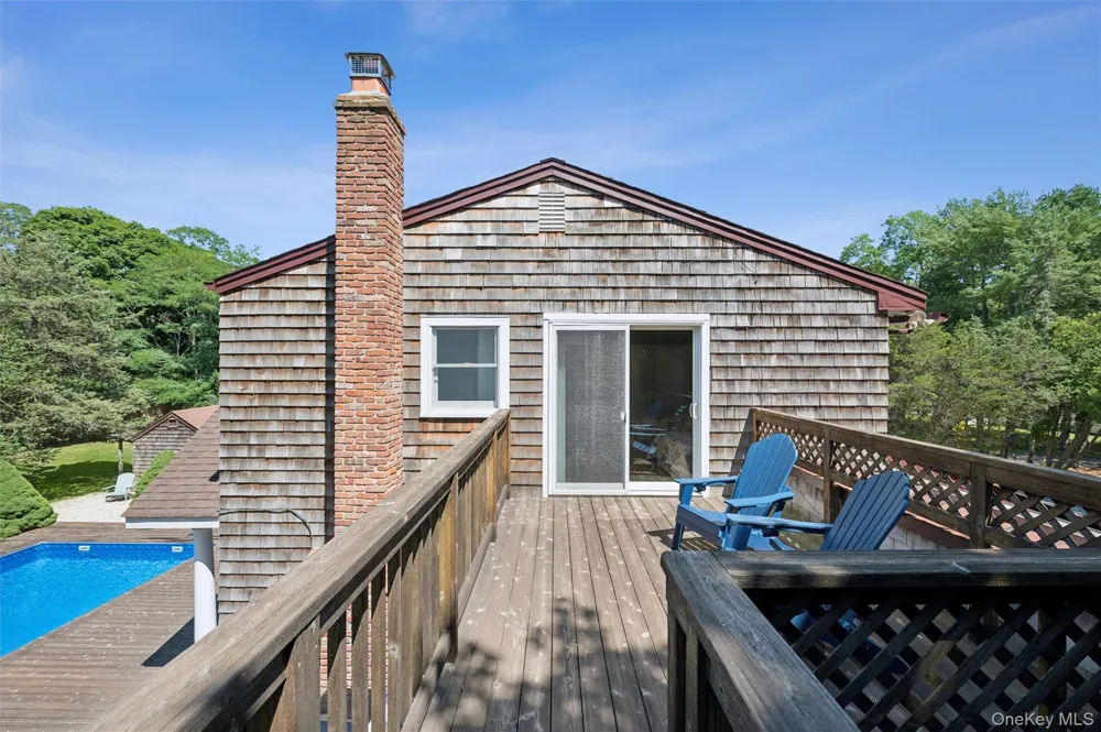13 Buttercup Lane Westhampton, NY 11977
