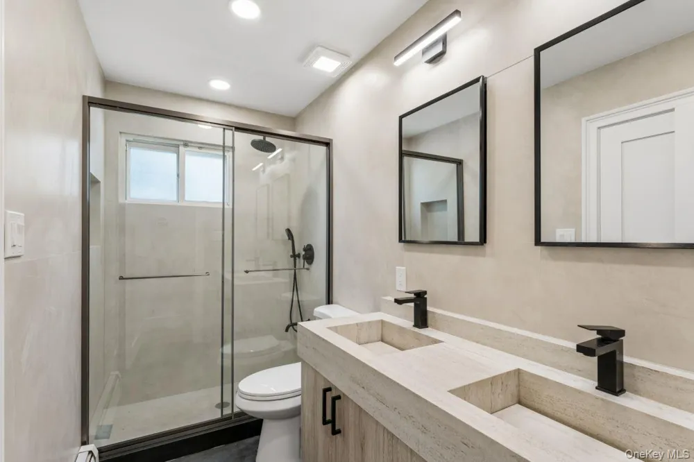 98 Rose Place Selden, NY 11784