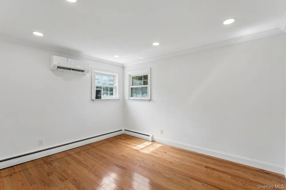 98 Rose Place Selden, NY 11784