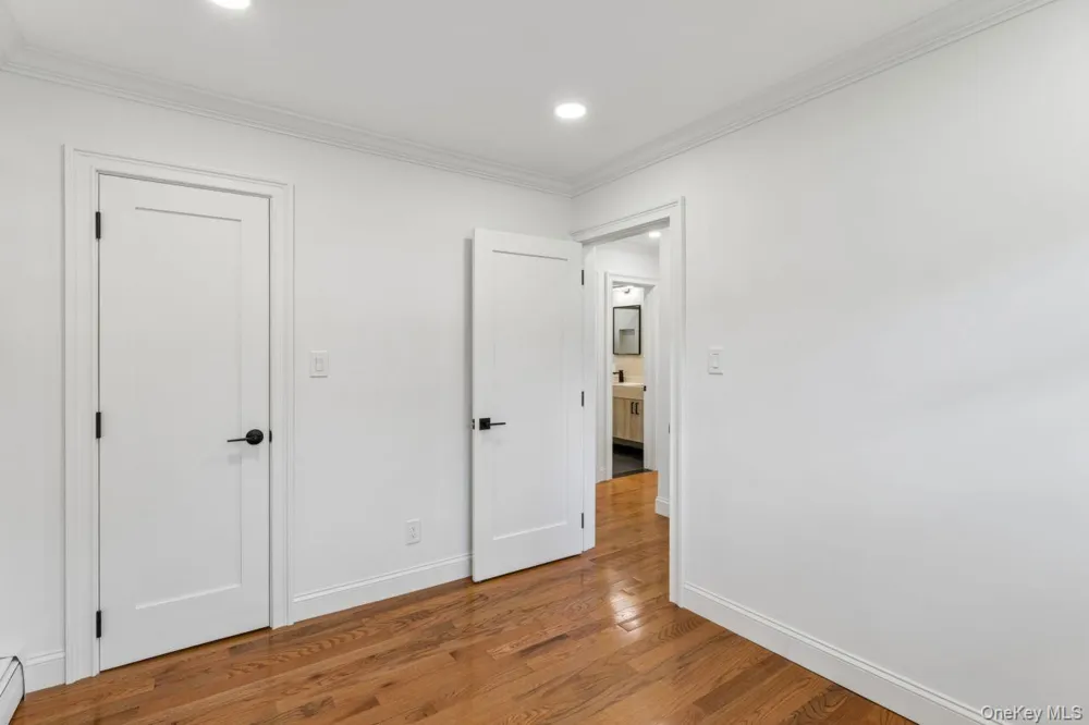 98 Rose Place Selden, NY 11784