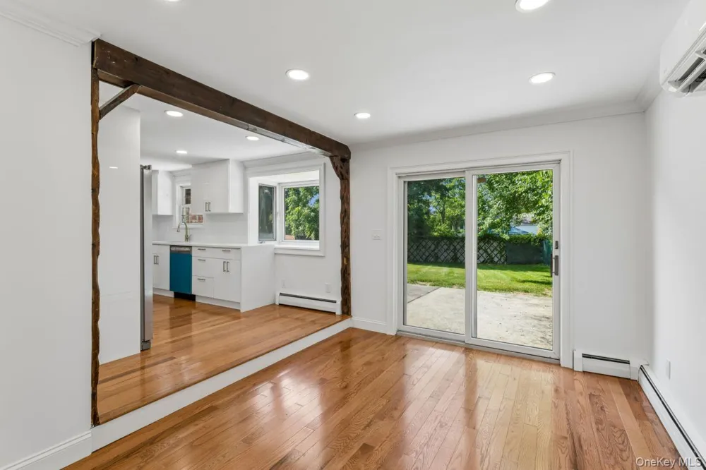 98 Rose Place Selden, NY 11784
