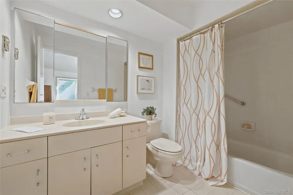 600 Heritage Hills #A Somers, NY 10589
