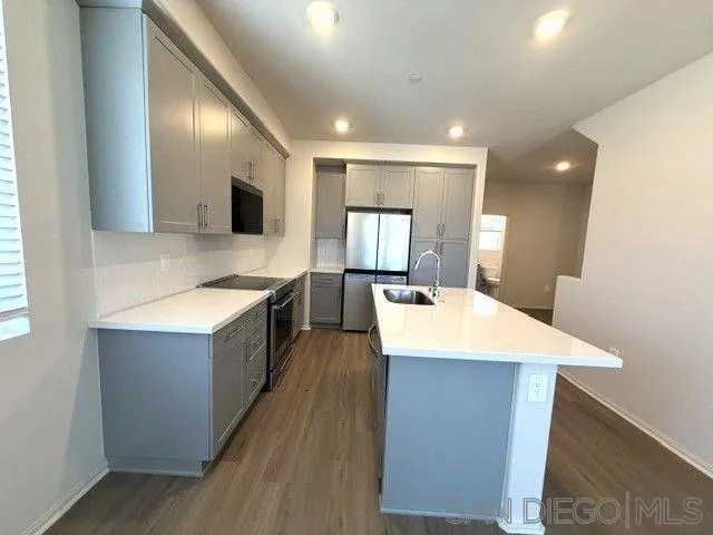 4731 Merida Way Oceanside, CA 92057