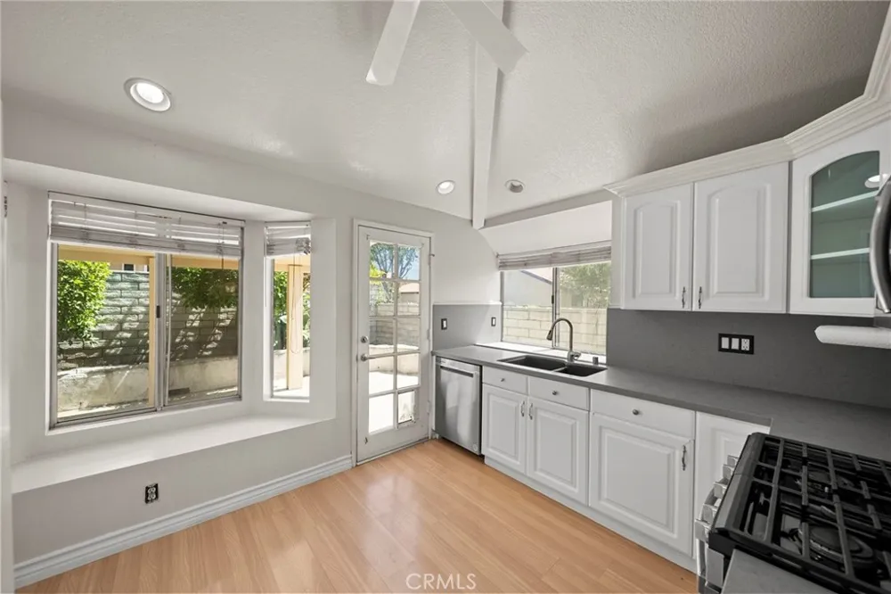 22935 Banyan #277 Saugus, CA 91390