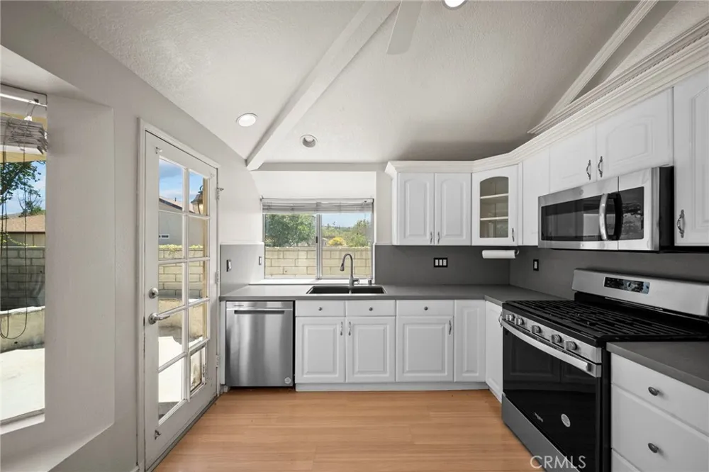 22935 Banyan #277 Saugus, CA 91390