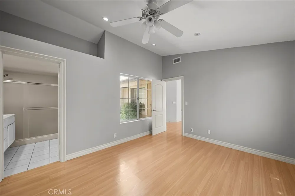 22935 Banyan #277 Saugus, CA 91390