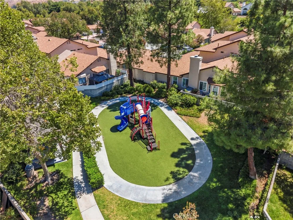 22935 Banyan #277 Saugus, CA 91390