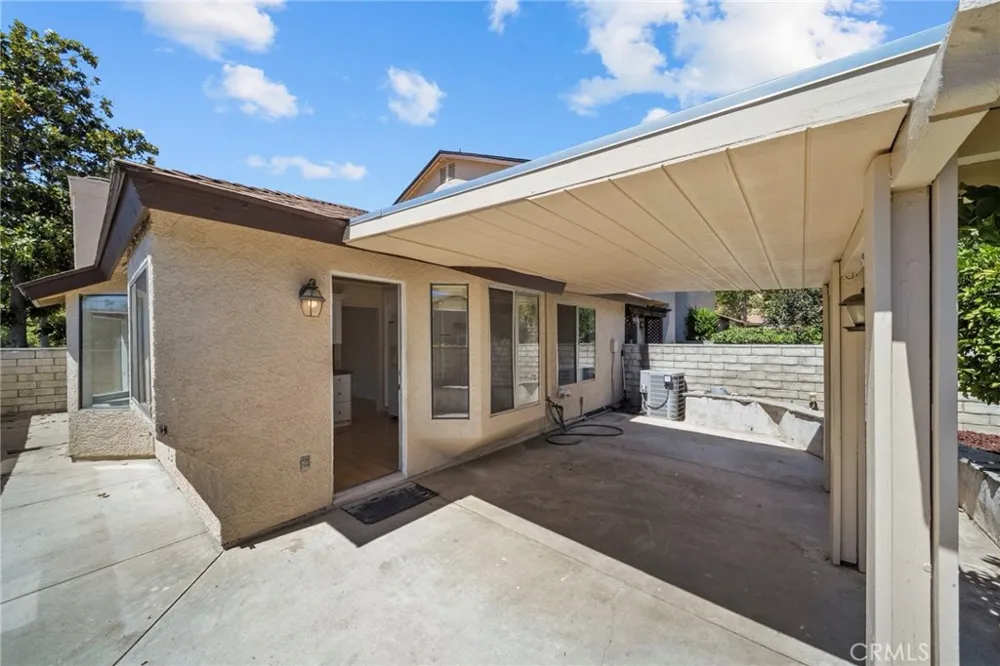 22935 Banyan #277 Saugus, CA 91390