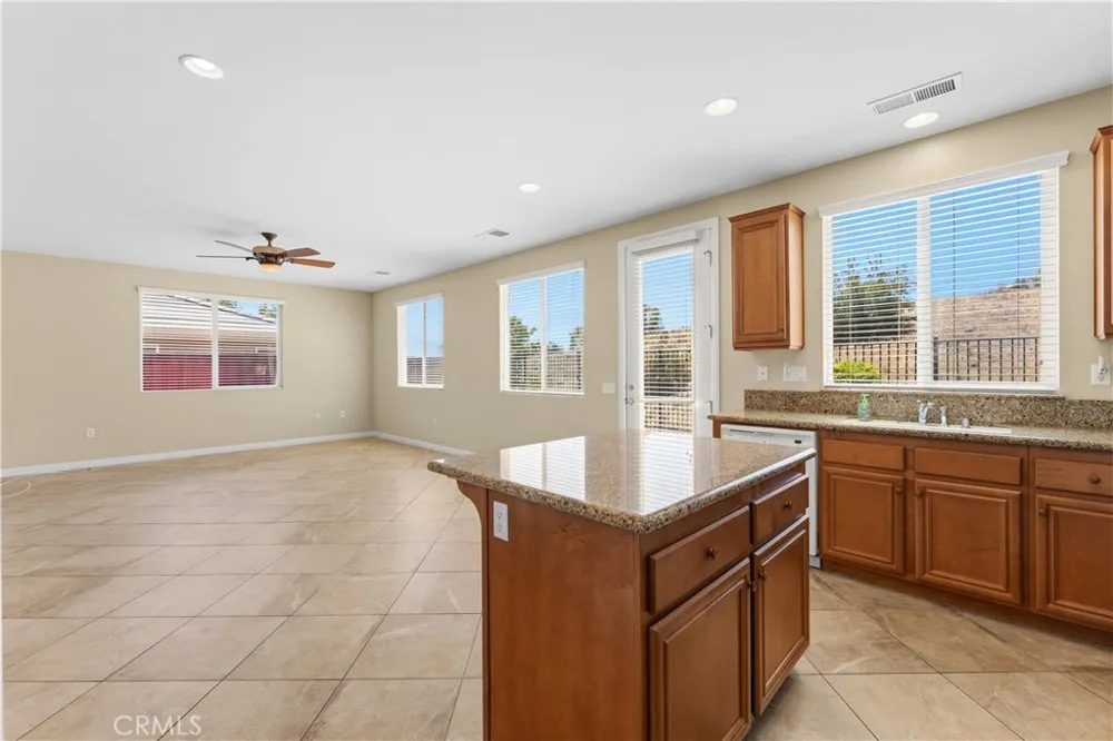 8965 Stephenson Hemet, CA 92545