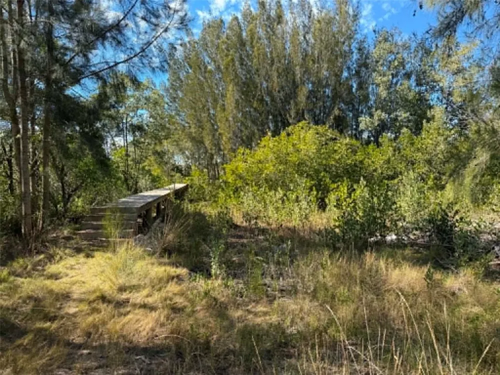 1348 S ESTUARY DRIVE Crystal River, FL 34429