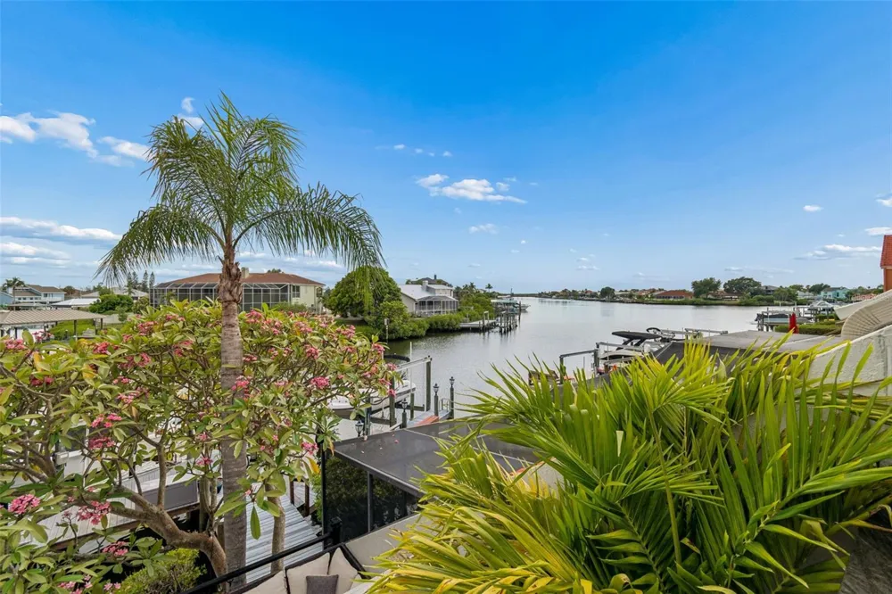 820 SYMPHONY ISLES BOULEVARD Apollo Beach, FL 33572