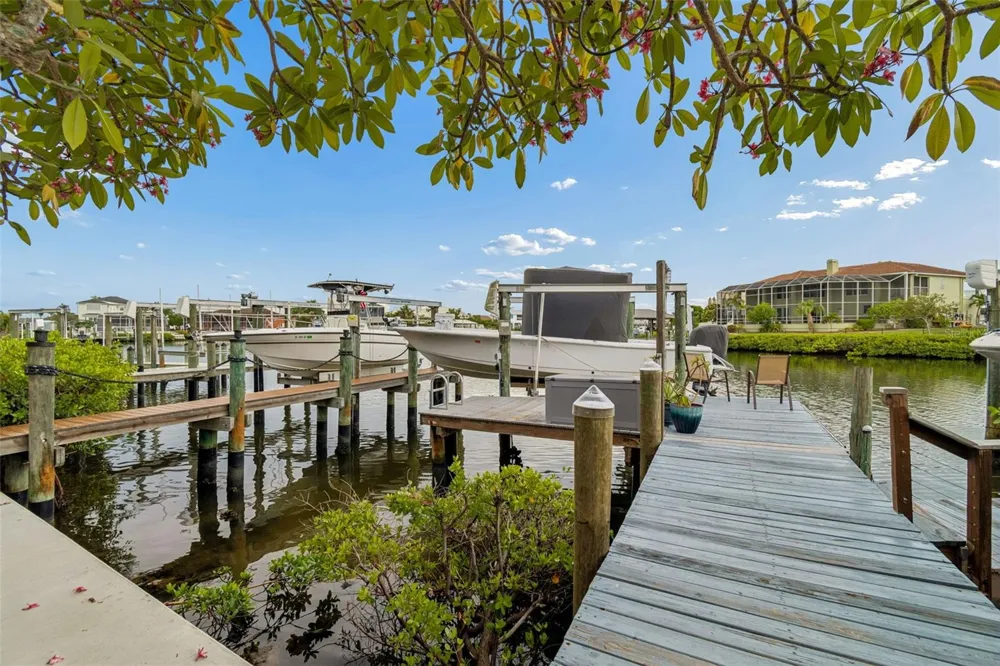 820 SYMPHONY ISLES BOULEVARD Apollo Beach, FL 33572
