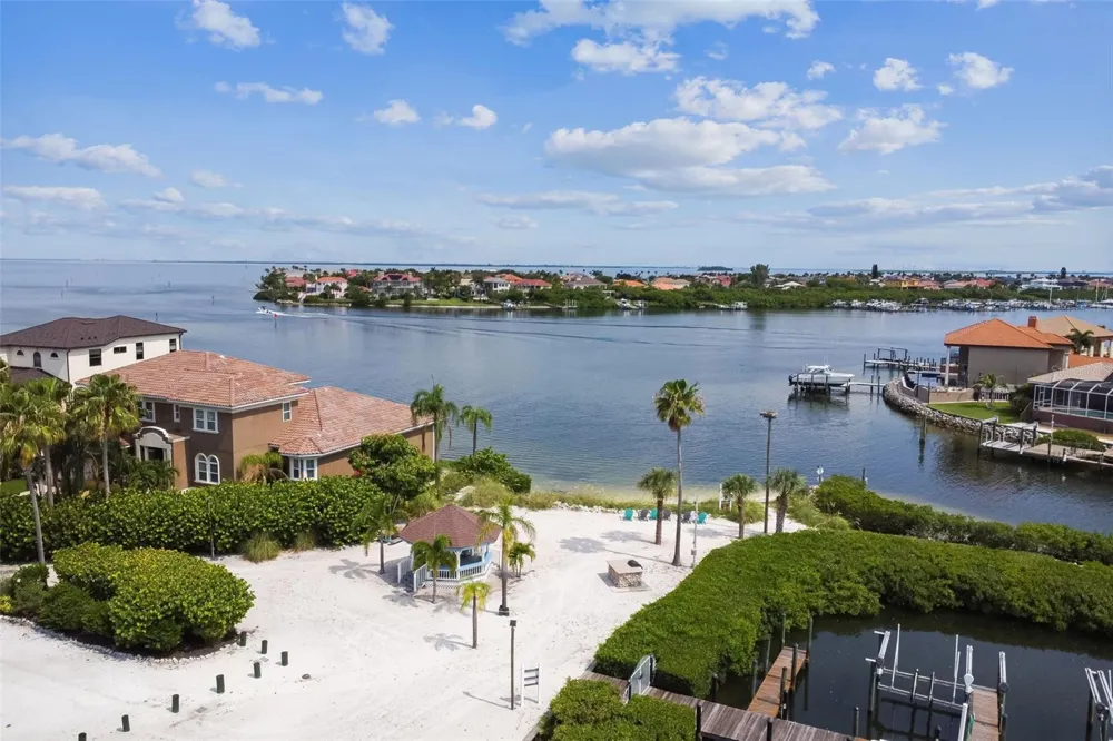 820 SYMPHONY ISLES BOULEVARD Apollo Beach, FL 33572