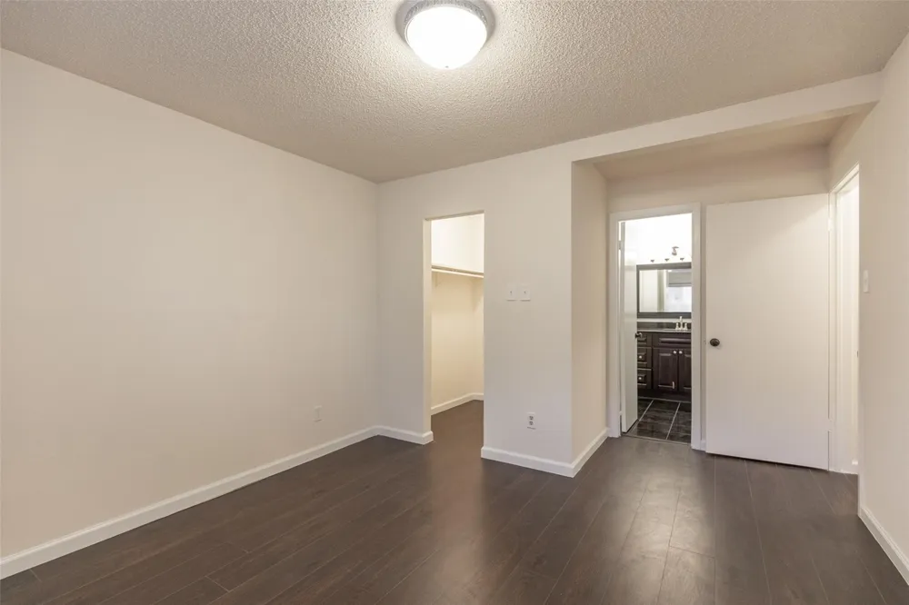 9323 Pagewood Lane Houston, TX 77063