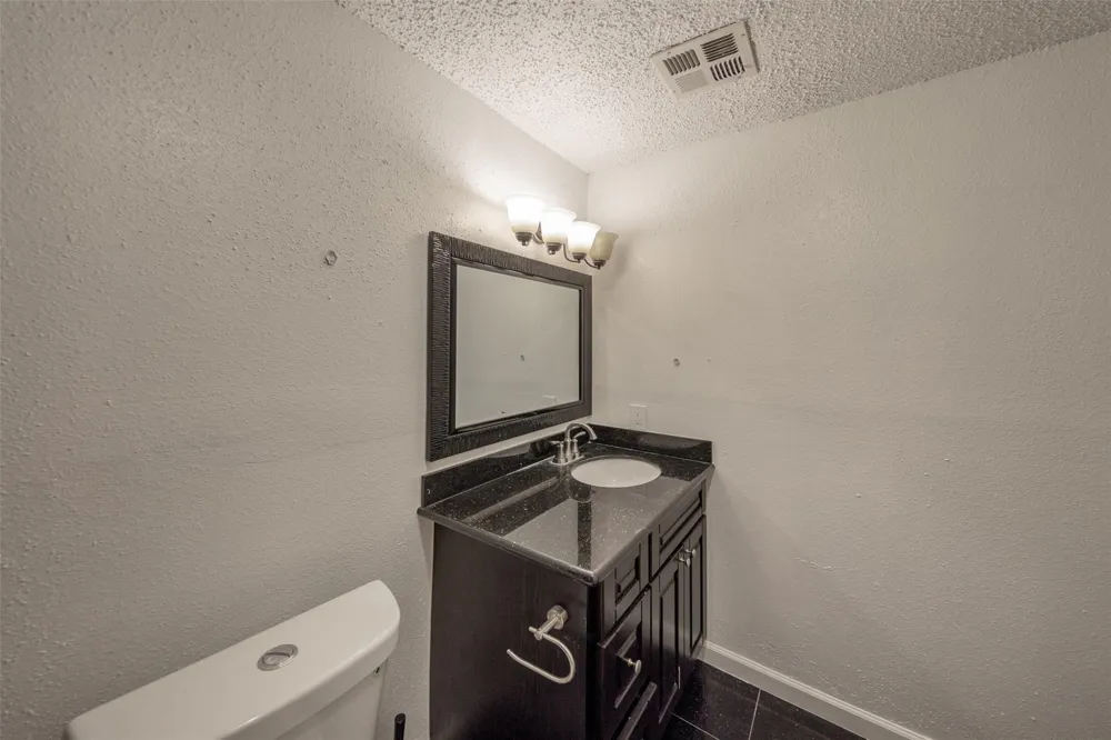 9323 Pagewood Lane Houston, TX 77063