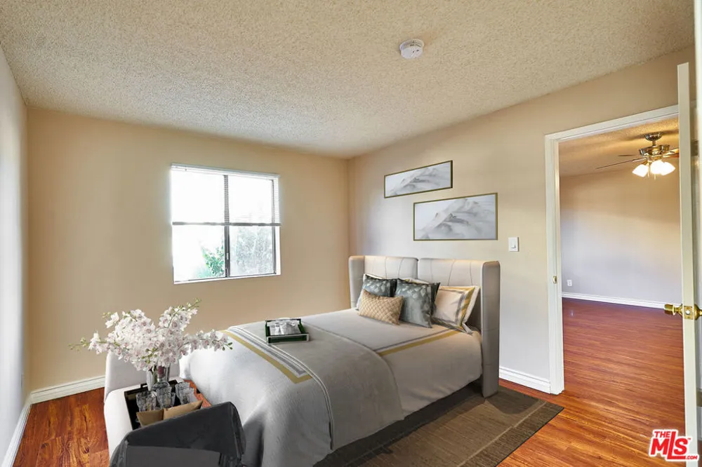 820 S St Andrews Place #203 Los Angeles, CA 90005