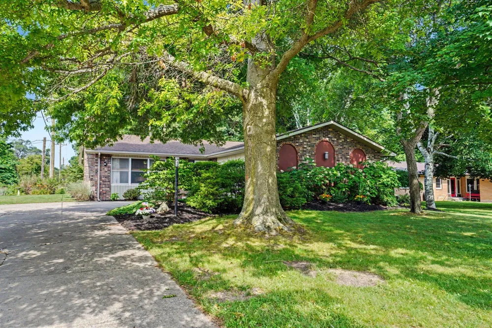 123 Bennett Avenue Hartford City, MI 49057