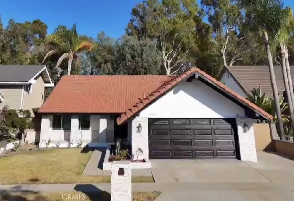7408 E Calle Durango Anaheim, CA 92808