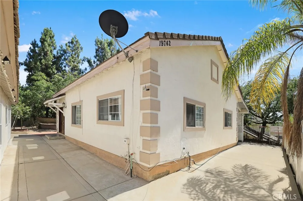 19742 Castlebar Drive Rowland Heights, CA 91748