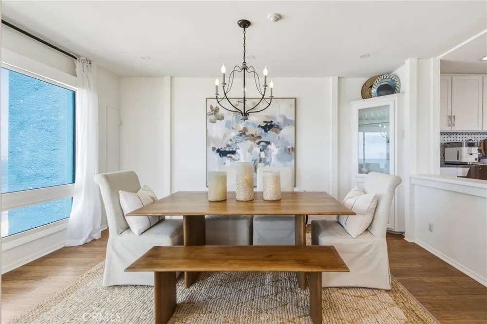 575 Esplanade #207 Redondo Beach, CA 90277
