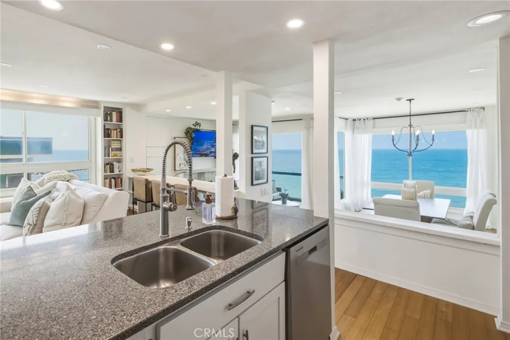 575 Esplanade #207 Redondo Beach, CA 90277