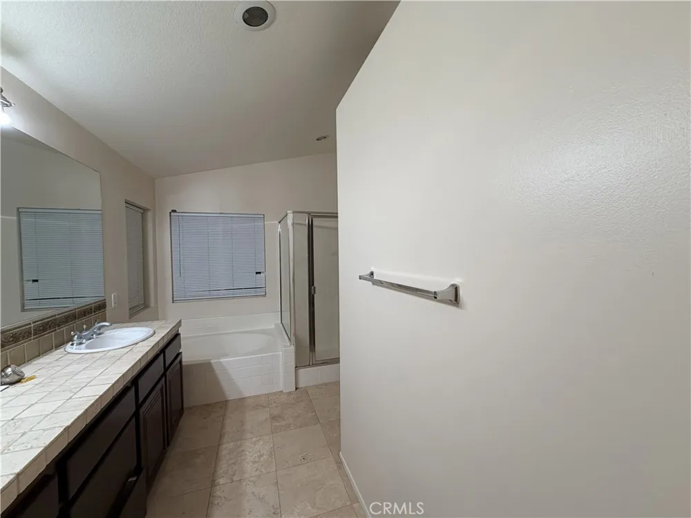 12947 Clemson Eastvale, CA 92880
