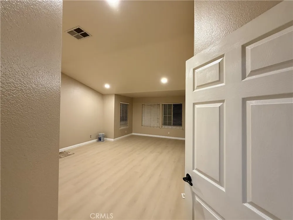 12947 Clemson Eastvale, CA 92880