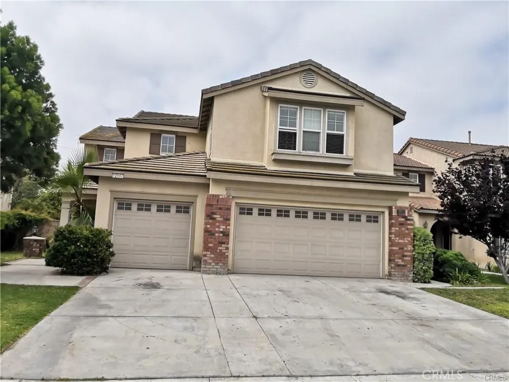 12947 Clemson Eastvale, CA 92880