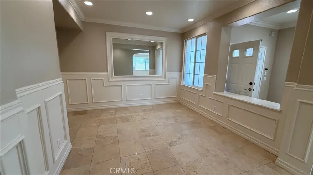 12947 Clemson Eastvale, CA 92880