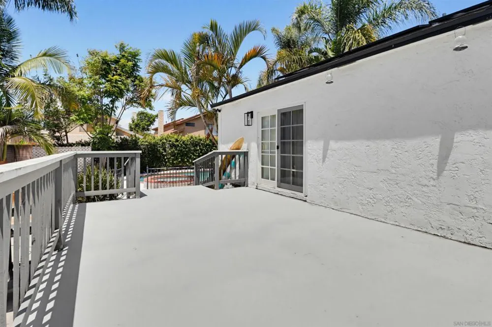 2330 Di Foss Lemon Grove, CA 91945