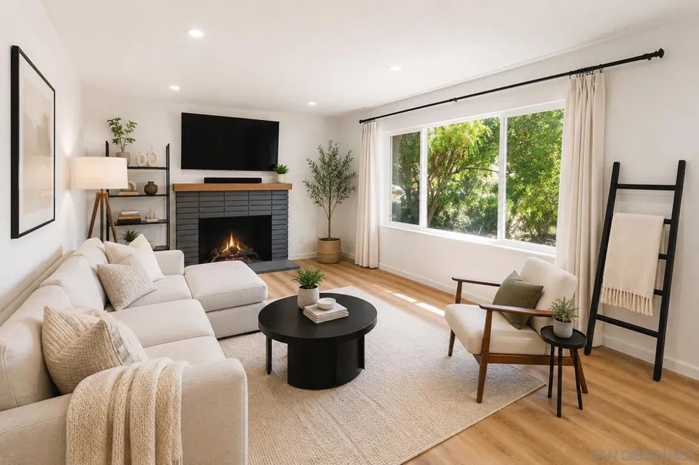 2330 Di Foss Lemon Grove, CA 91945