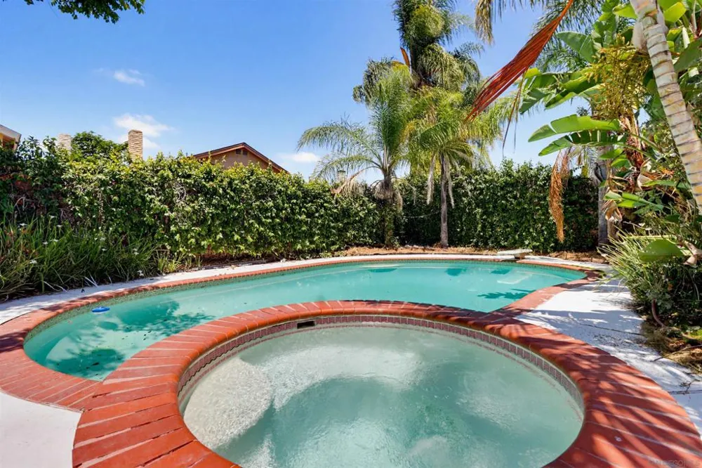 2330 Di Foss Lemon Grove, CA 91945