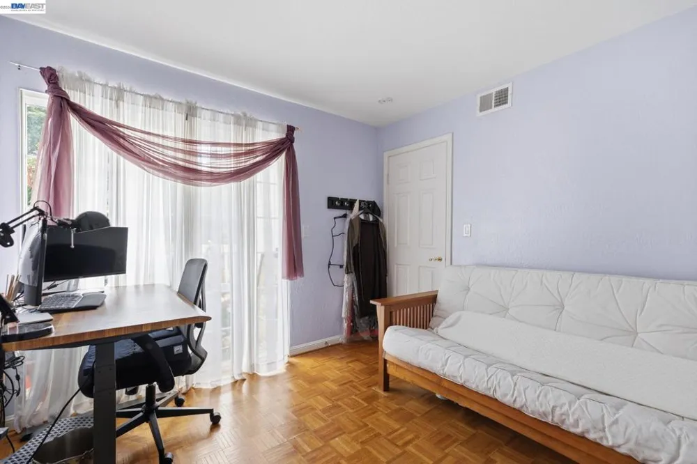 316 E 2nd St. Benicia, CA 94510