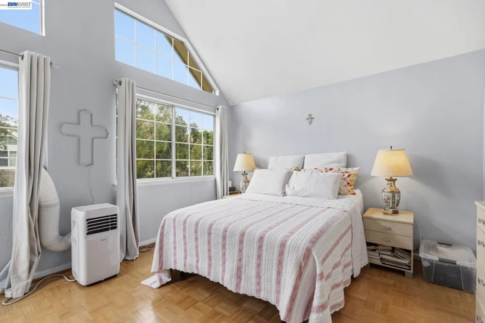 316 E 2nd St. Benicia, CA 94510