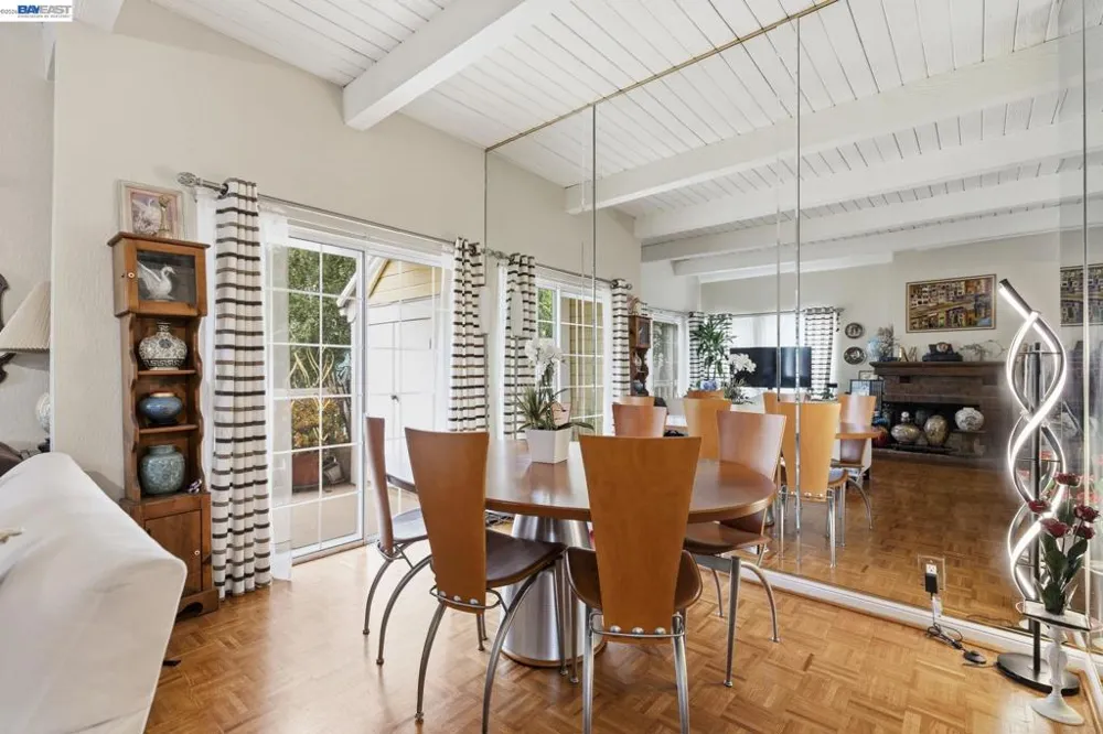 316 E 2nd St. Benicia, CA 94510