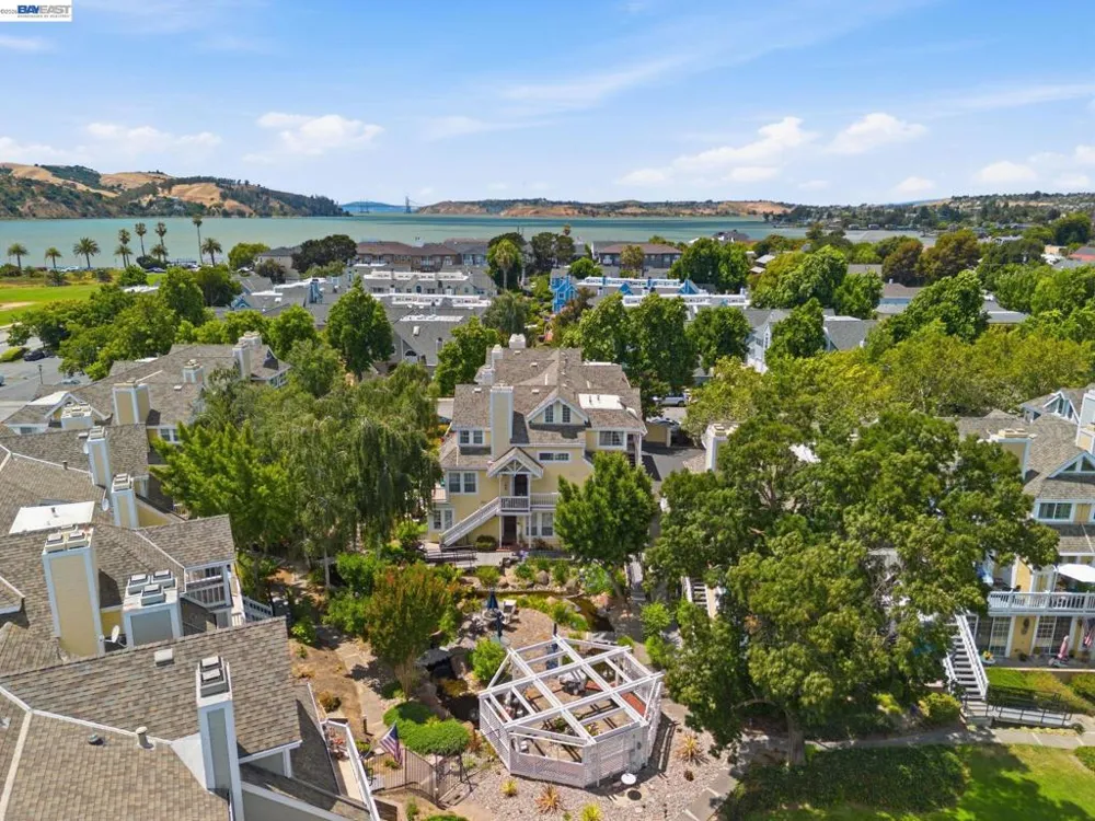 316 E 2nd St. Benicia, CA 94510