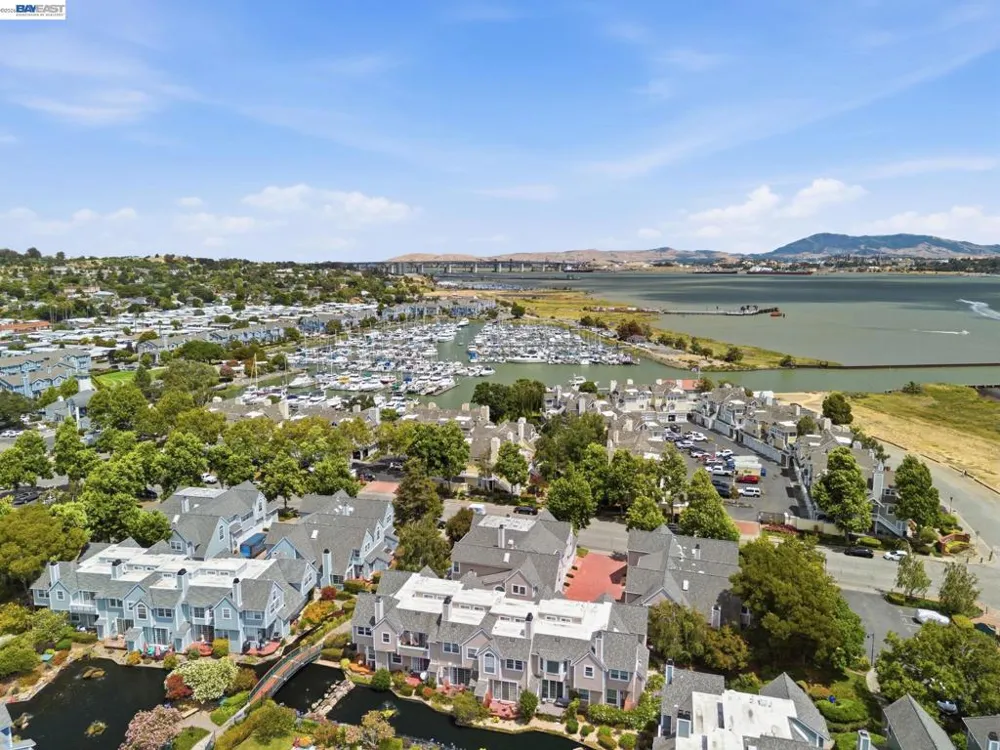 316 E 2nd St. Benicia, CA 94510