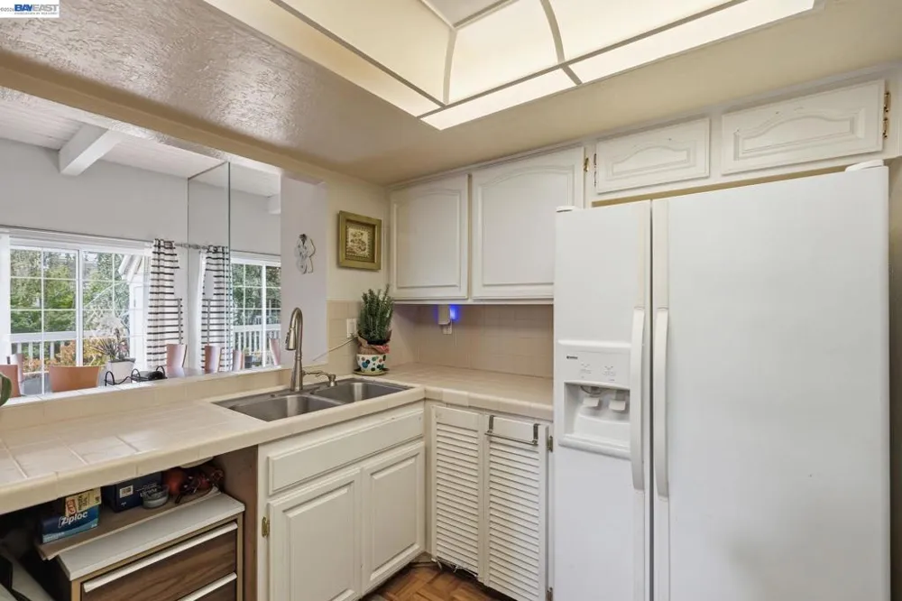 316 E 2nd St. Benicia, CA 94510