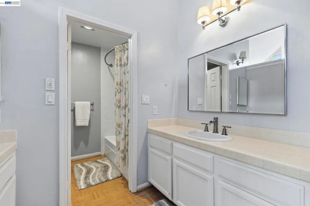 316 E 2nd St. Benicia, CA 94510