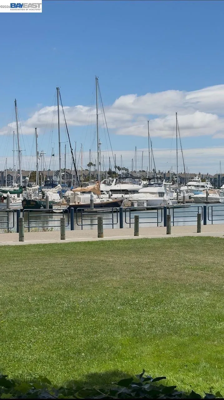 316 E 2nd St. Benicia, CA 94510