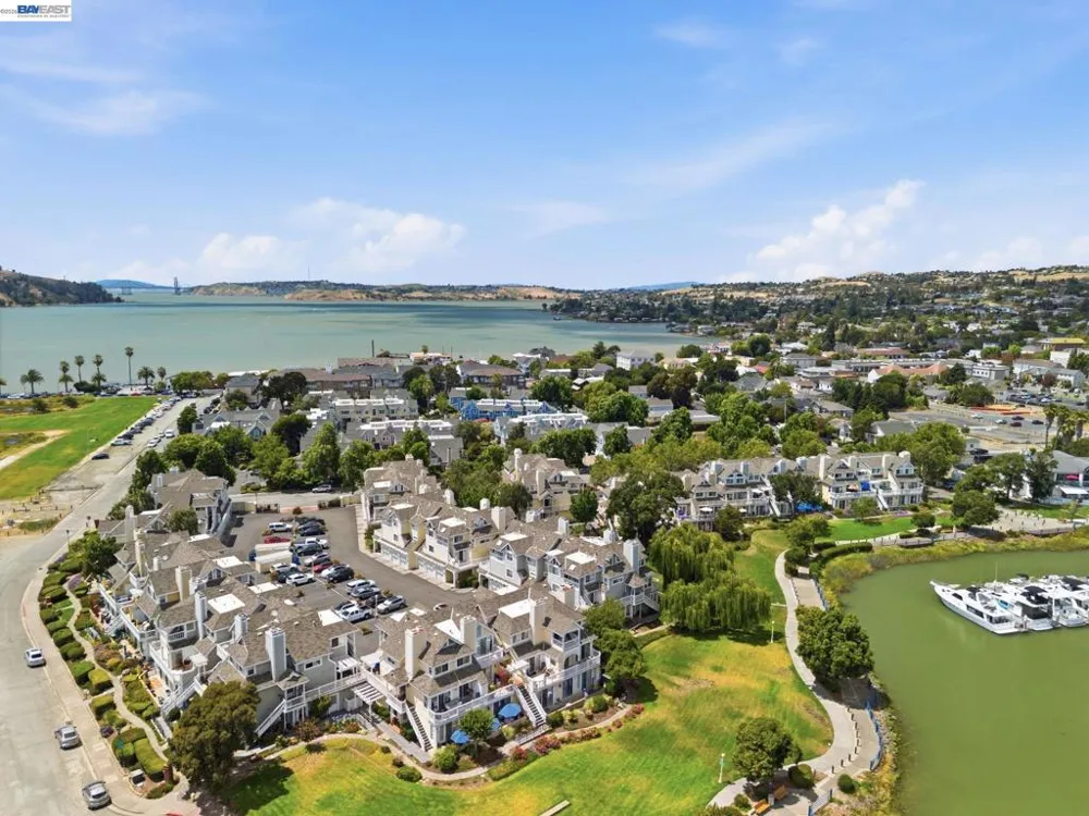 316 E 2nd St. Benicia, CA 94510