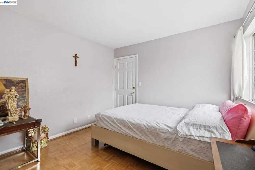 316 E 2nd St. Benicia, CA 94510