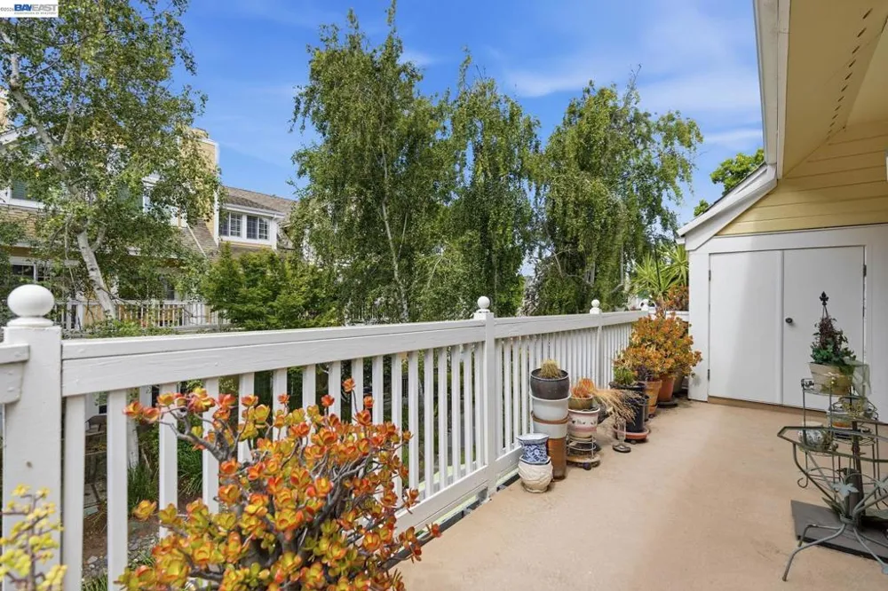 316 E 2nd St. Benicia, CA 94510