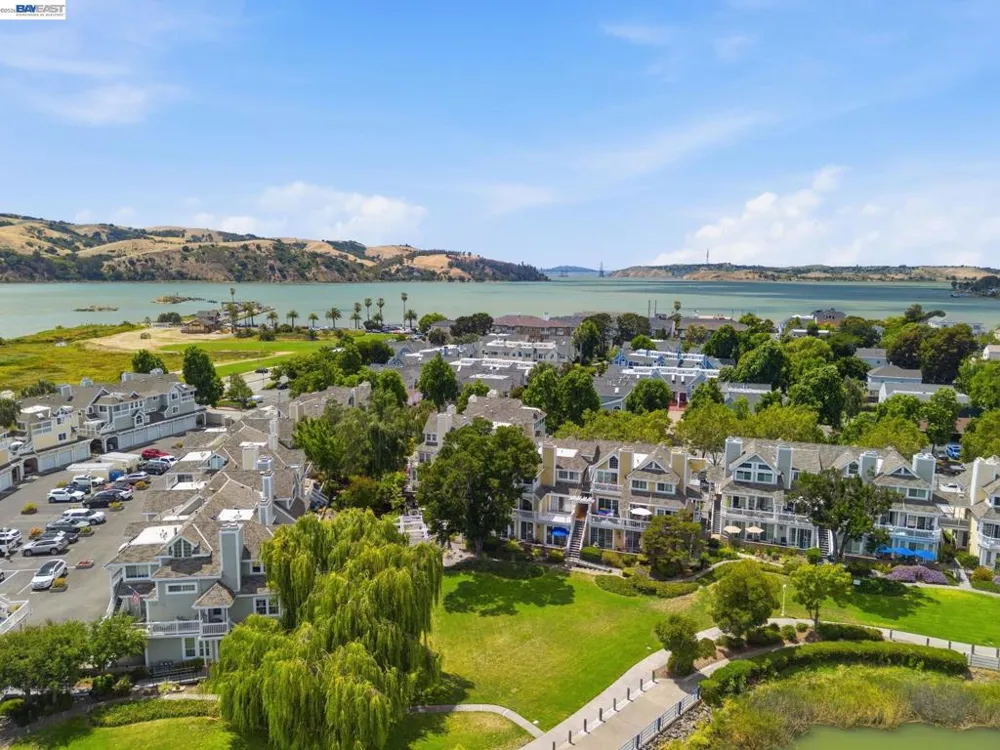 316 E 2nd St. Benicia, CA 94510